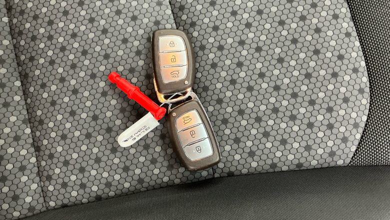 Hyundai IONIQ 1.6 GDi Plug-in Hybrid Premium 5dr DCT Hatchback